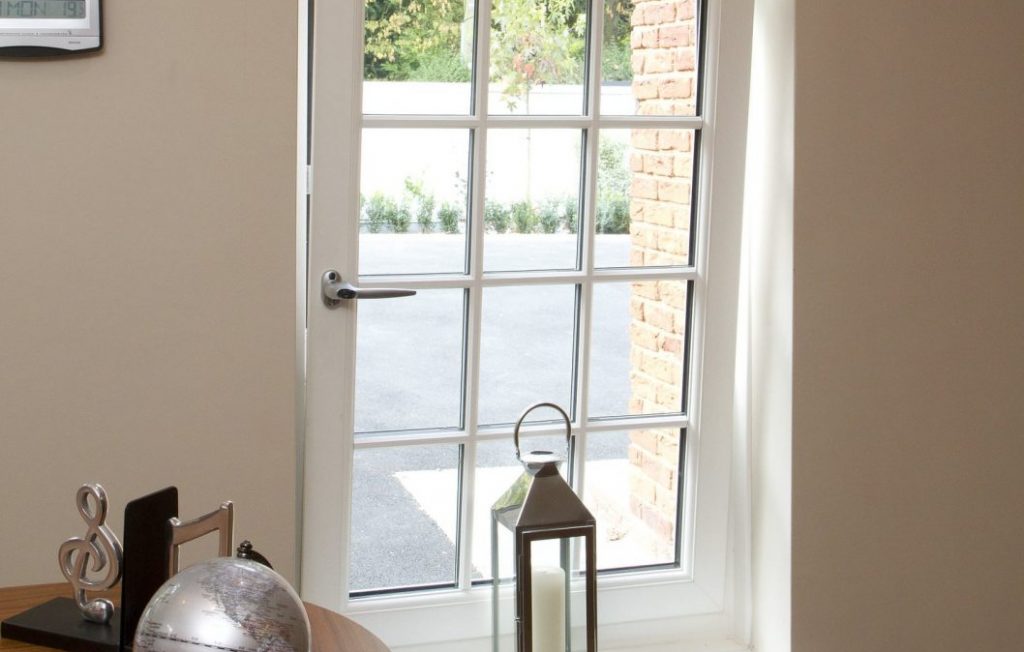 Liniar Windows, Barnstaple SupplyOnly Window Prices uPVC Windows